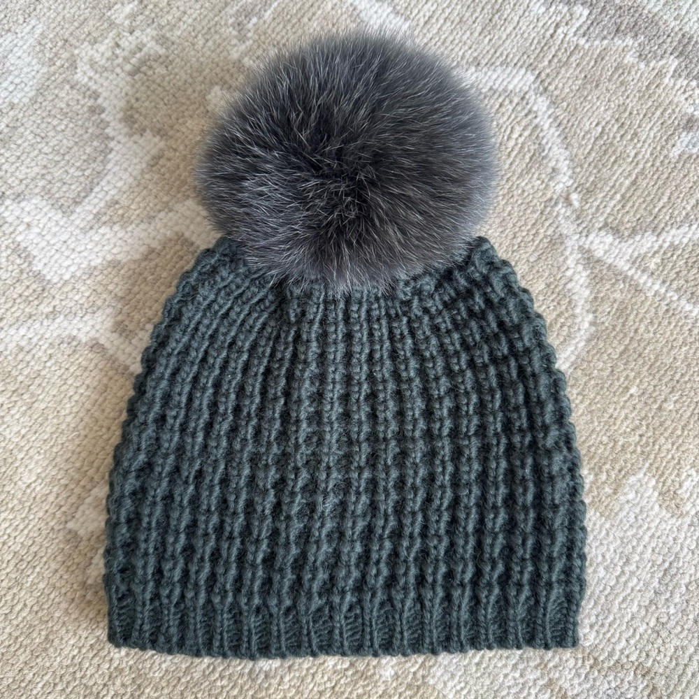 NWOT Kyi Kyi Beanie